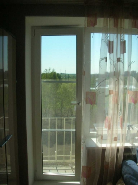 балконные двери пластиковые полностью стекло